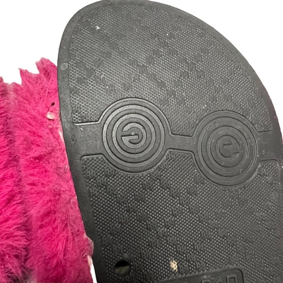 Golden road pink fur slides Women’s size 7US - Picture 6 of 6